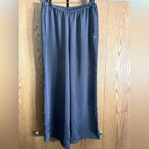 Fabletics grey sleep pants. Super soft and comfy. Size XL